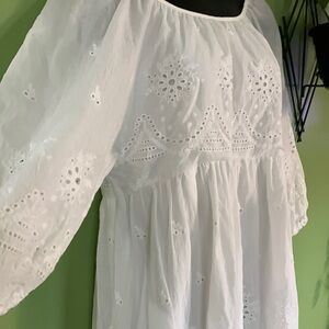 🔵 entro embroidered dress